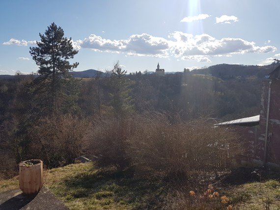 Žumberak, Slovenija, Kod Dvorca Mokrice