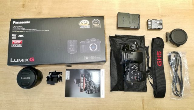 Lumix GH5 + Laowa 7.5mm + Leica 12-60mm + Viltrox