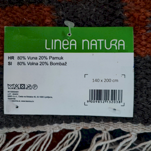 Vuneni tepih 140 x 200 NOVO
