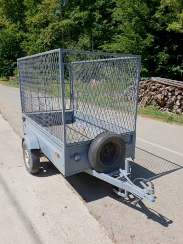 Auto prikolica