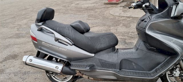 Suzuki Burgman 650