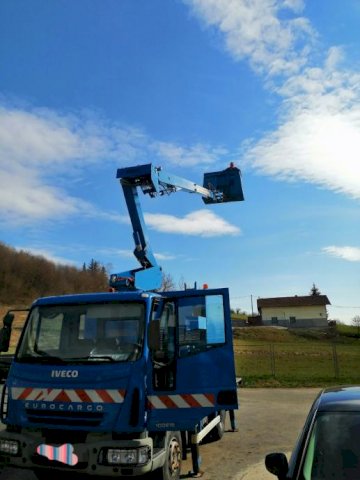Iveco Eurocargo 100E18, radna dizalica 16 m,,reg