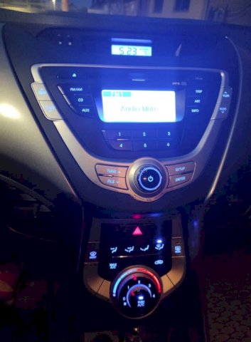Hyundai Elantra 1,6 MPI - Benzin-LPG